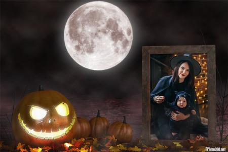 Create Halloween pumpkin photo frames online