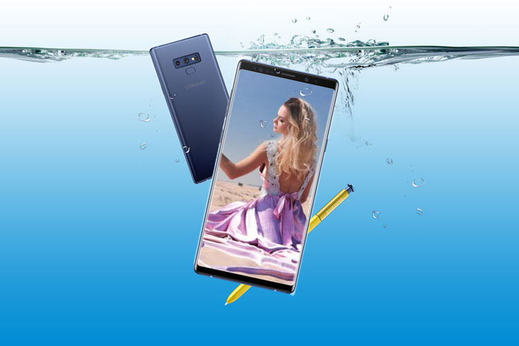 Galaxy Note 9 Under Water Frame